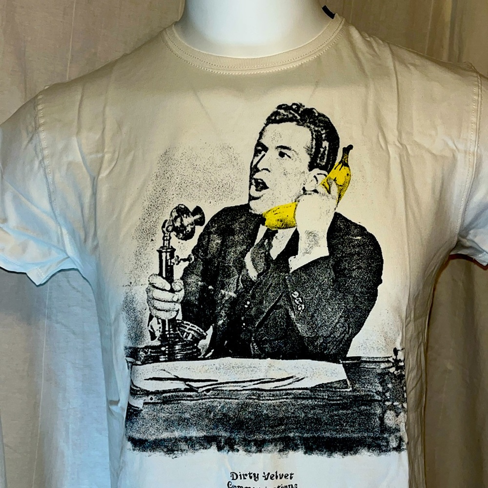 NWT Dirty Velvet Banana Phone Tee